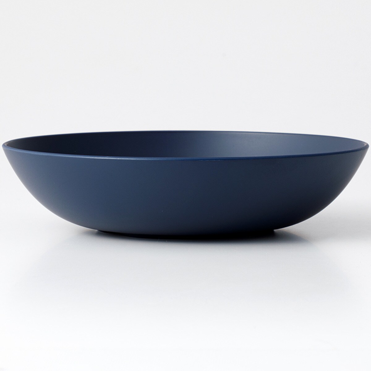 美品★ニトリ　ダークブルー 楽に洗える両面撥水 丸深プレート(18cm ネイビー) | ニトリネット