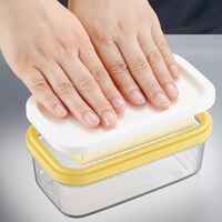 カットできちゃうバターケース