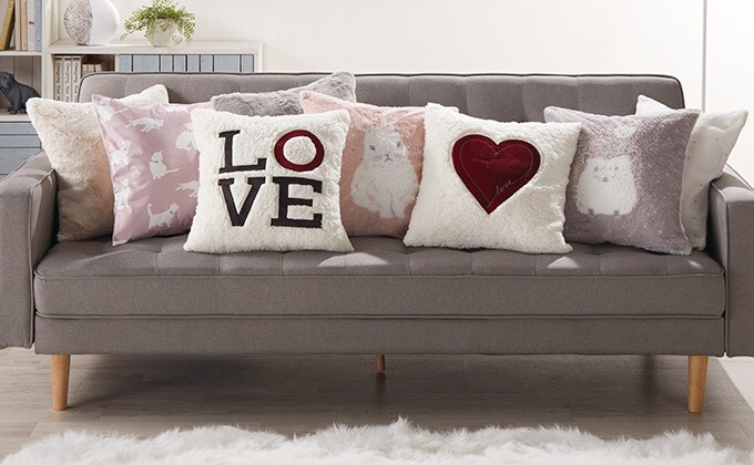 STAY DECORATIVE