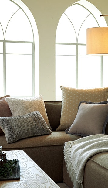 Classic Modern Living room 10