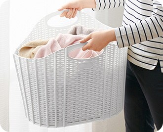 折りたためるランドリーバスケット