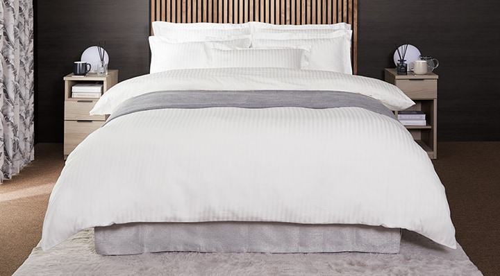 【新品未使用】ニトリ　ホテルスタイル ベッドカバー Sサイズ 4枚セット Amazon｜ニトリ マルチすっぽりシーツ Nホテル シングルサイズ