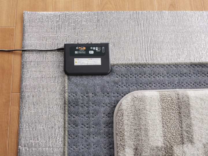 ホットカーペット