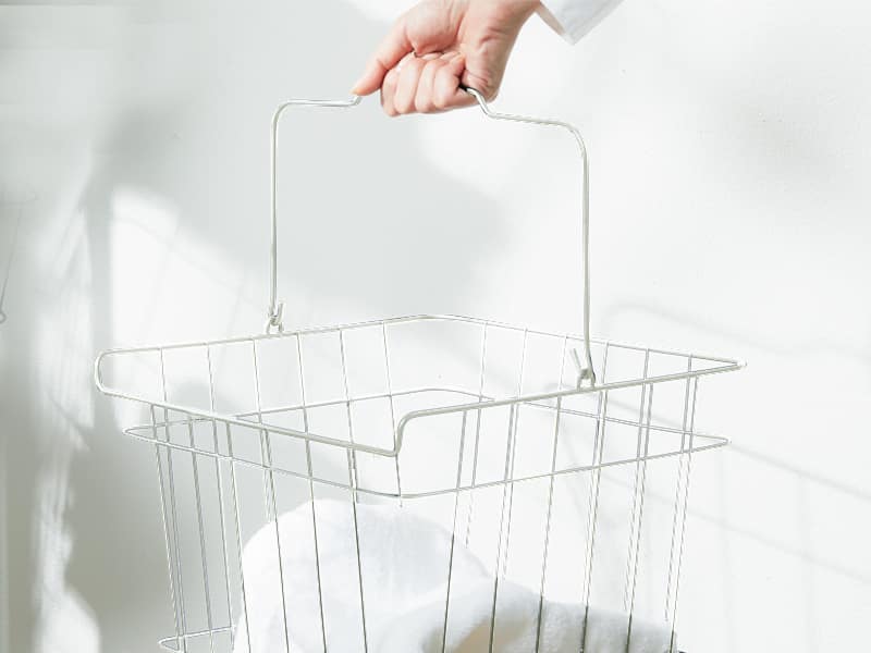 カゴは取り外しができ持ち手もついているので、そのまま洗濯カゴとして使用できます