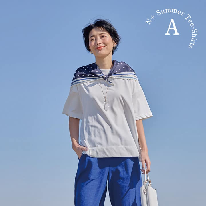 汗じみ防止UVカットプチハイネックTシャツを着た女性の画像