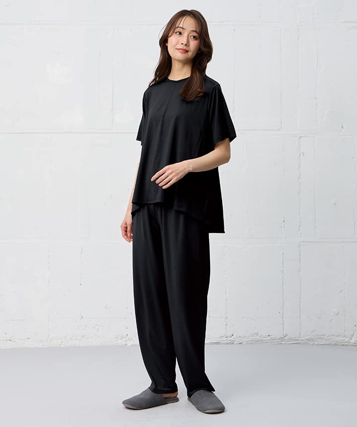 何枚あっても嬉しい接触冷感素材のTシャツ